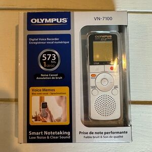 OLYMPUS VN-7100 Digital Voice Recording Device includes box & instructions